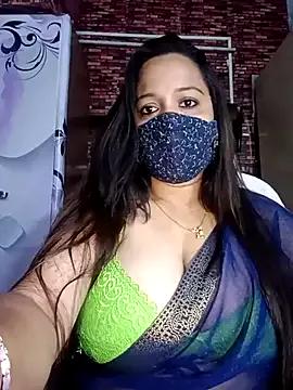 Alsummi70 on StripChat