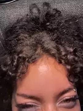 AlyssaHottv_ on StripChat