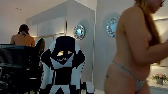 AmbarSantany on StripChat 