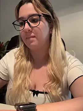 amooraaamoon on StripChat 