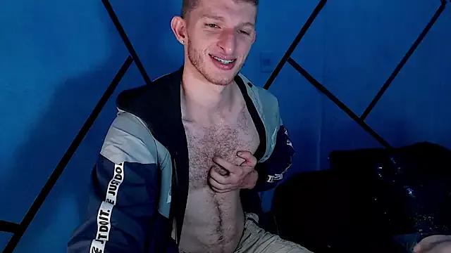 andrewxbi on StripChat