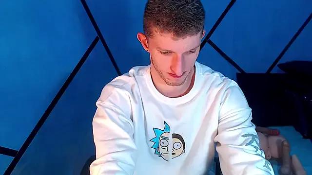 andrewxbi on StripChat