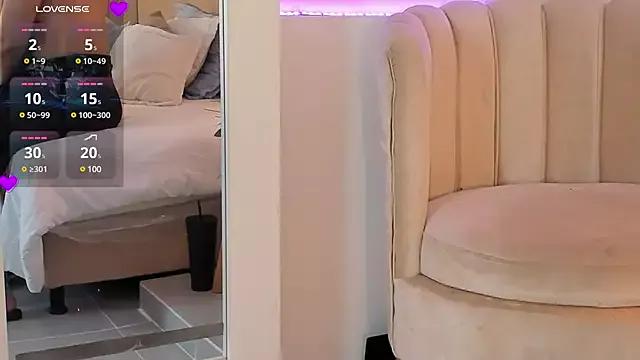 anna-henao on StripChat 