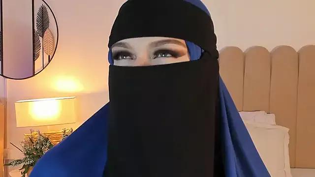 anna-henao on StripChat 