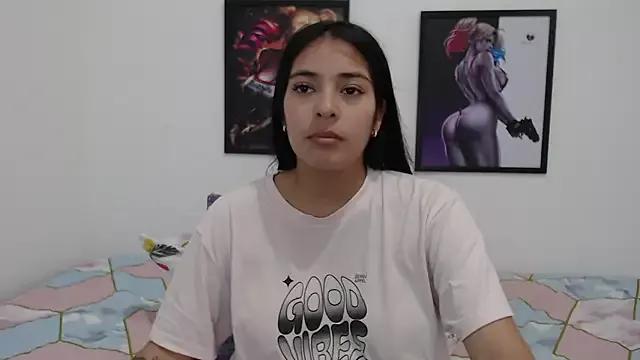 ariana_sweet87 on StripChat
