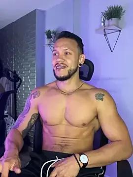 ARON_TAYLER01 on StripChat