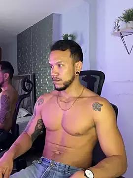 ARON_TAYLER01 on StripChat