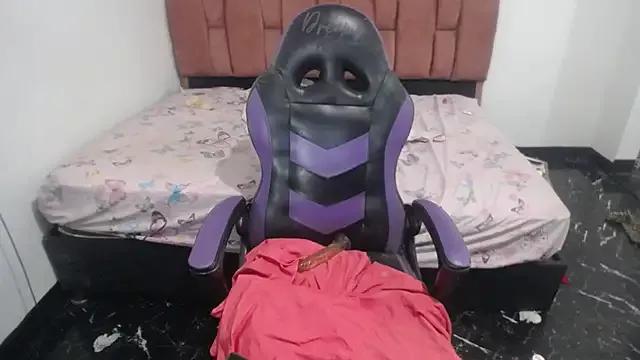 barbara_anal_squirt_ on StripChat 