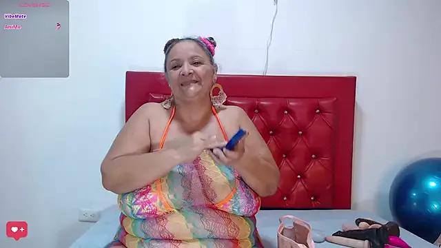 BBW_salome on StripChat 
