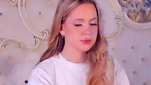 BECKI_VRES on StripChat