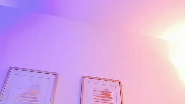 BellaRosee__ on StripChat 