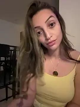 BelleLouiseVp on StripChat