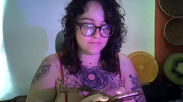 Blue_Liz on StripChat