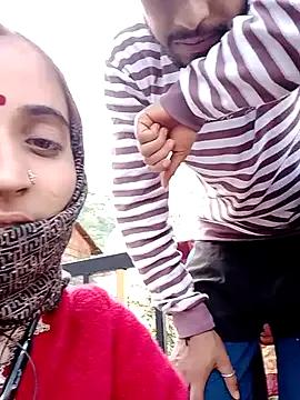 bold-couple on StripChat