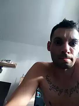 boysexy350 on StripChat