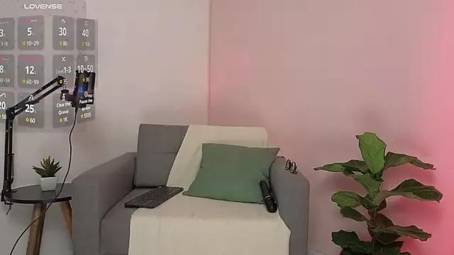 Brownfitbabyy on StripChat