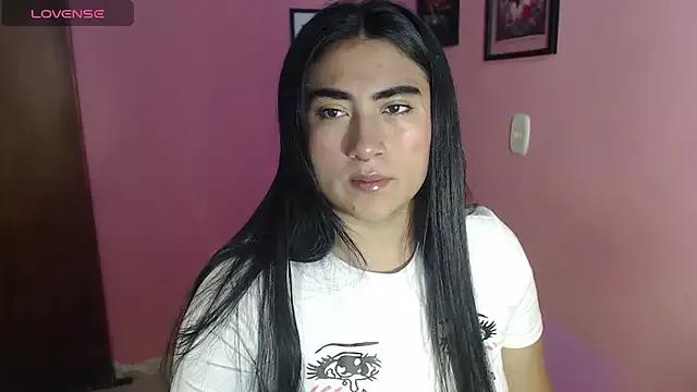 bunnyemilyrose36 on StripChat