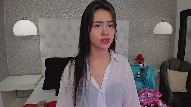 CataleyaRicci on StripChat 
