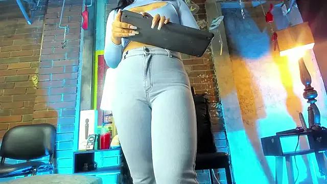 CharlotteScotte on StripChat