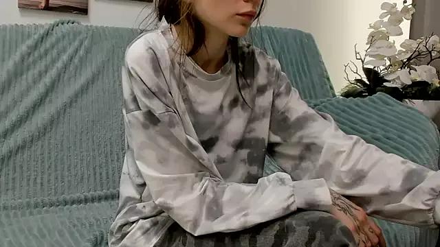 Cheeky_Kellyy on StripChat 