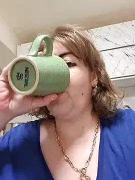 cindybbwsquirt on StripChat