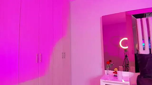 Cloee_Rainbow1 on StripChat