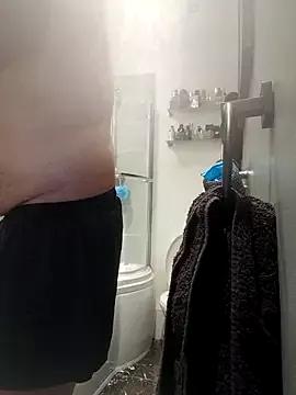 CloudyMuscleBeefy on StripChat