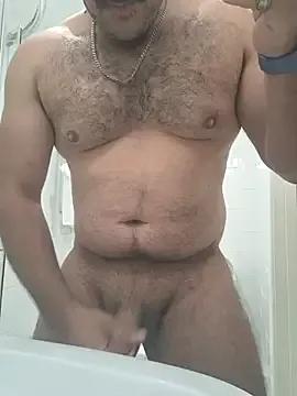 CloudyMuscleBeefy on StripChat