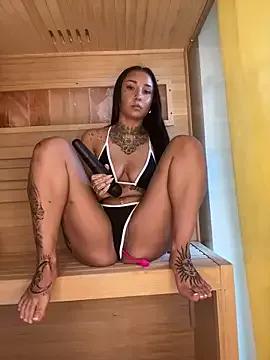 Coco-Love on StripChat 