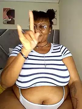 CocoBootyyy on StripChat 