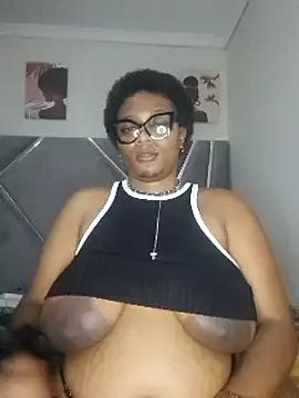 CocoBootyyy on StripChat 