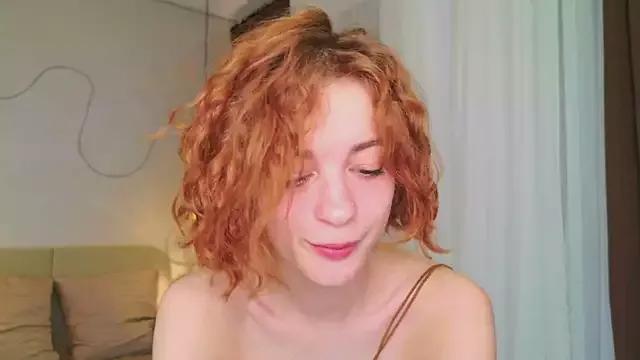Curly_Moon on StripChat