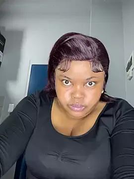 Curveysinaa on StripChat