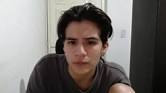 Dha_lia0 on StripChat