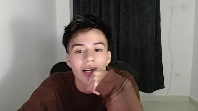 Dha_lia0 on StripChat