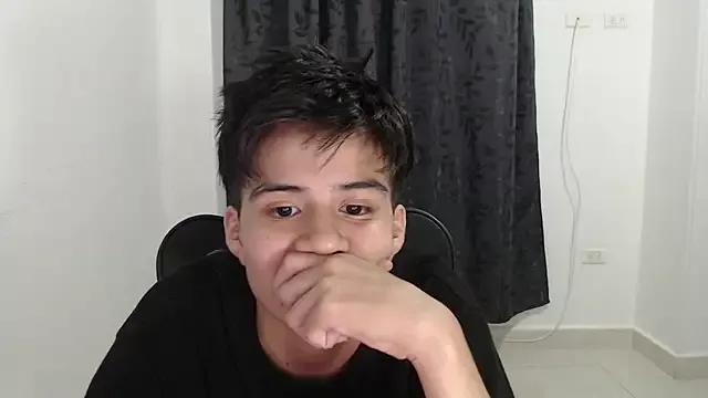 Dha_lia0 on StripChat