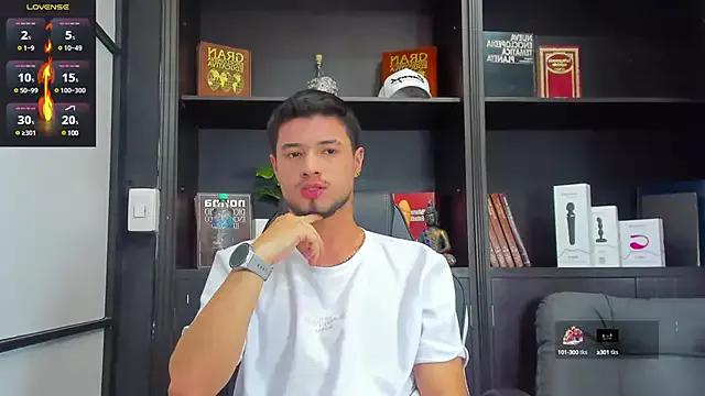 EdwardRoss_ on StripChat