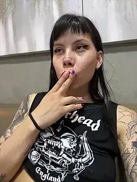 EemaHaruki on StripChat