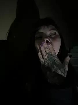 EemaHaruki on StripChat