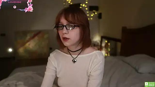 electric_babe on StripChat