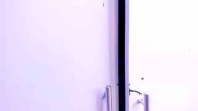 ElizabethRodriiguez on StripChat