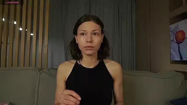 ElwynaBrickell on StripChat