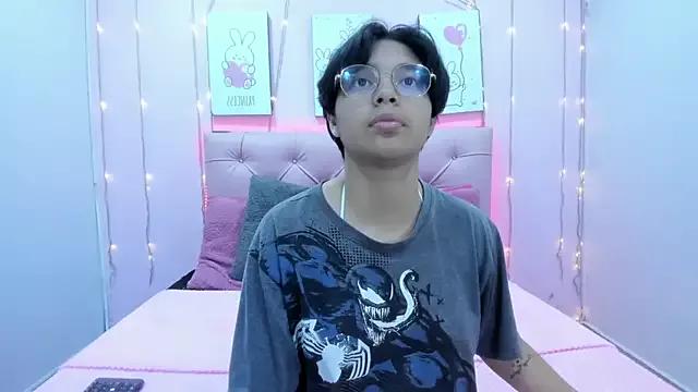 Emmaa_Lex on StripChat 