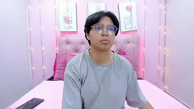 Emmaa_Lex on StripChat 