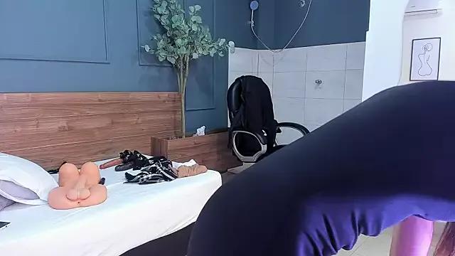 Fallen_Angel999777 on StripChat 