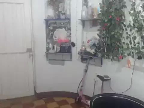 FunnyGrandma on StripChat