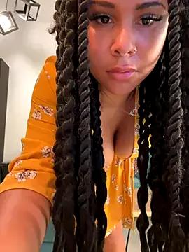 HaileyDiana on StripChat