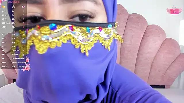 halabi_saha on StripChat