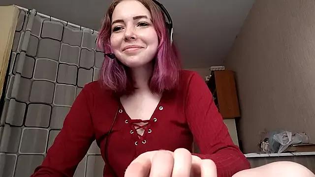 HarrietteLanglo on StripChat