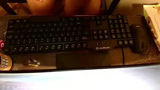 Indian_candyXX on StripChat